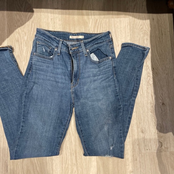 Levi's
721 HIGH RISE SKINNY WOMEN'S JEANS - Picture 5 of 9